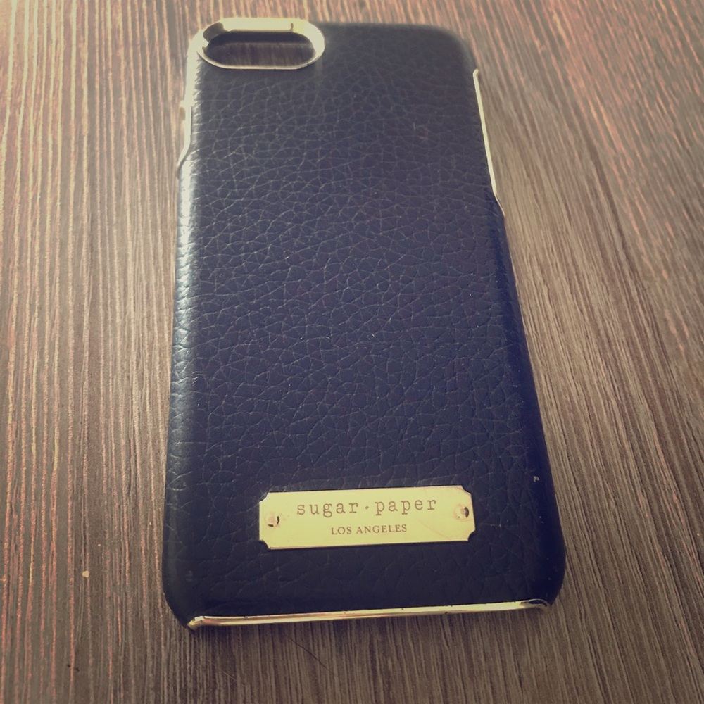 iPhone 7&8 faux leather case.